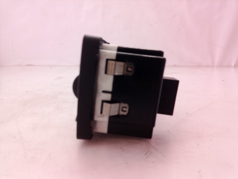 Recambio de mando luces para volvo v50 familiar 2.0 d kinetic referencia OEM IAM 30669735 30669735 30669735