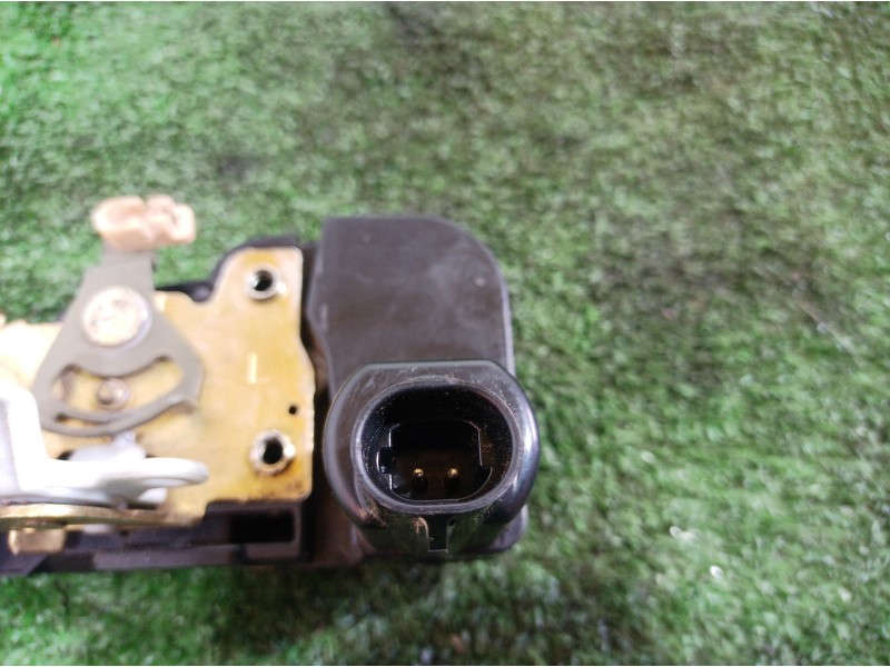 Recambio de cerradura puerta delantera izquierda para chrysler voyager (gs) 2.5 td family referencia OEM IAM   