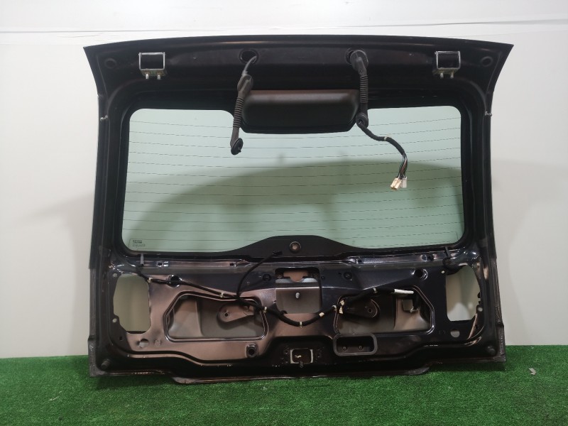 Recambio de porton trasero para volvo v40 familiar 1.9 d referencia OEM IAM   