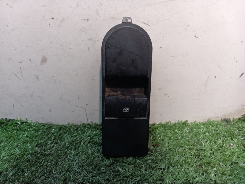 Recambio de mando elevalunas delantero derecho para opel astra gtc enjoy referencia OEM IAM LK03459160 13197132 HZC101972577