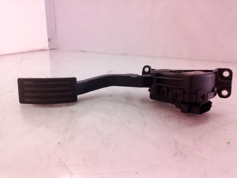Recambio de pedal acelerador para volvo v50 familiar 2.0 d kinetic referencia OEM IAM 6PV00864101 6PV00864101 4M519F836