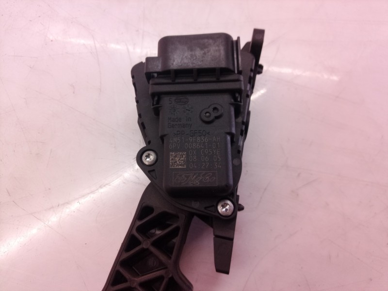Recambio de pedal acelerador para volvo v50 familiar 2.0 d kinetic referencia OEM IAM 6PV00864101 6PV00864101 4M519F836