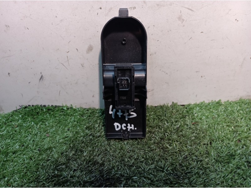 Recambio de mando elevalunas delantero derecho para opel astra gtc enjoy referencia OEM IAM LK03459160 13197132 HZC101972577