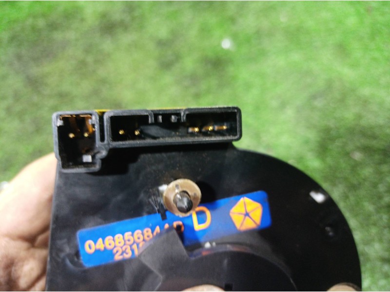 Recambio de anillo airbag para chrysler voyager (gs) 2.5 td family referencia OEM IAM 04685833 04685833 04685833