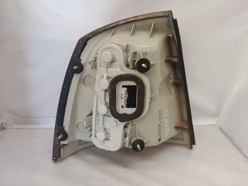 Recambio de piloto trasero derecho para opel astra g berlina comfort referencia OEM IAM 90521544 90521544 230201HF