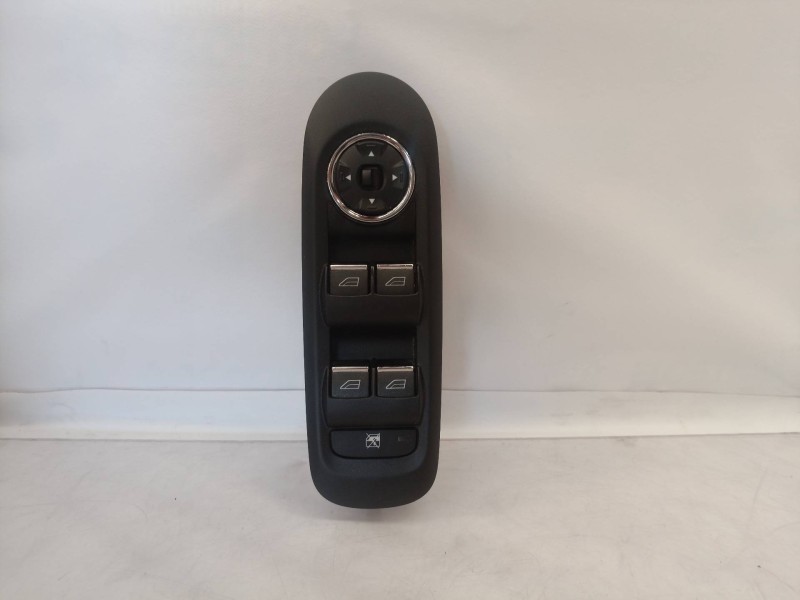 Recambio de mando elevalunas delantero izquierdo para ford mondeo ber. (ca2) referencia OEM IAM 7S7T14A132AB 7S7T14A132AB A05039