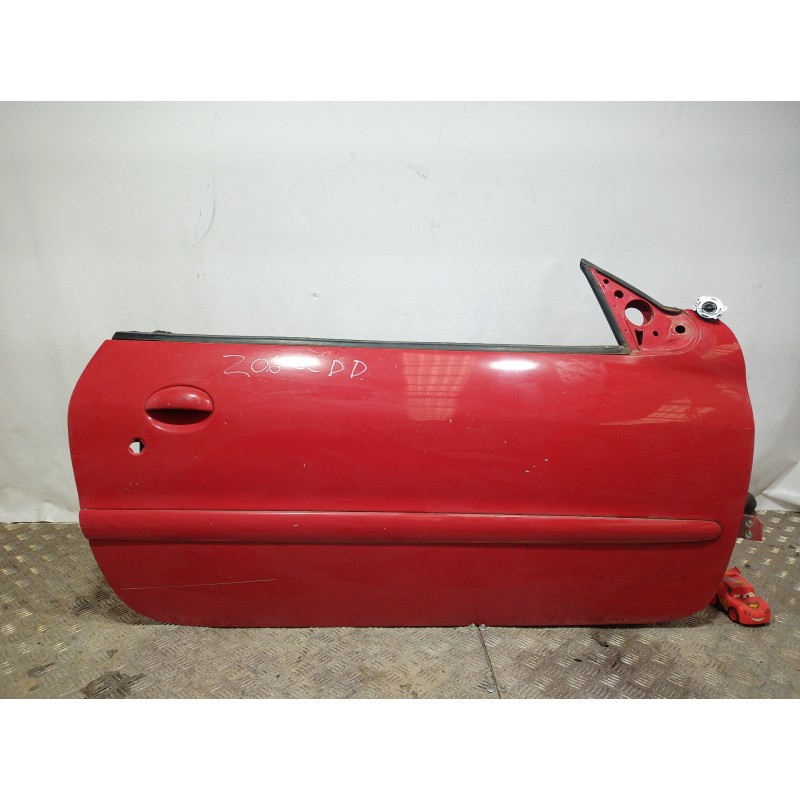 Recambio de puerta delantera derecha para peugeot 206 cc referencia OEM IAM   