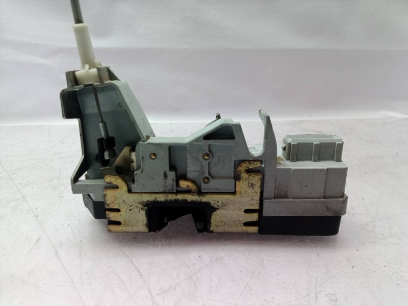 Recambio de cerradura puerta trasera derecha para peugeot 307 (s1) xr referencia OEM IAM 9138A4  