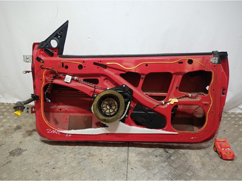 Recambio de puerta delantera derecha para peugeot 206 cc referencia OEM IAM   