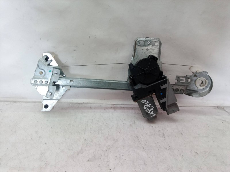 Recambio de elevalunas trasero izquierdo para peugeot 307 (s1) xr referencia OEM IAM 400585 400585 400585