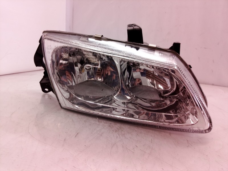 Recambio de faro derecho para nissan almera (n16/e) acenta referencia OEM IAM 26010BN760  