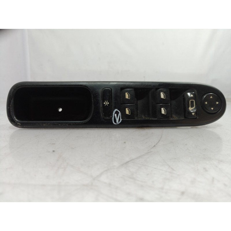 Recambio de mando elevalunas delantero izquierdo para peugeot 307 (s1) xr referencia OEM IAM 96351623XT 96351623XT 96351623XT