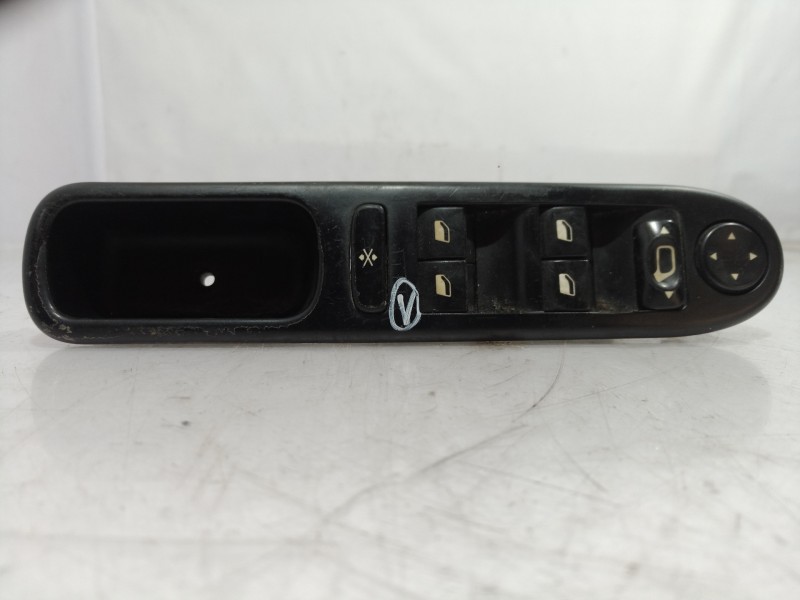 Recambio de mando elevalunas delantero izquierdo para peugeot 307 (s1) xr referencia OEM IAM 96351623XT 96351623XT 96351623XT