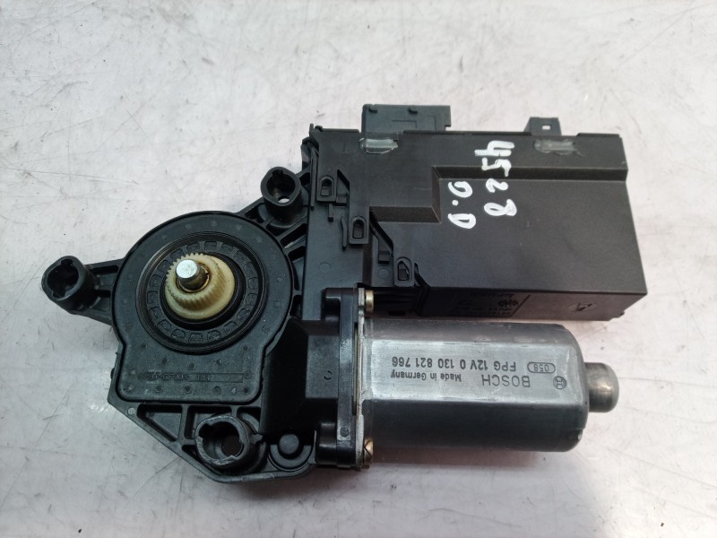 Recambio de motor elevalunas delantero derecho para peugeot 307 (s1) xr referencia OEM IAM 9634457480 9634457480 9634457480