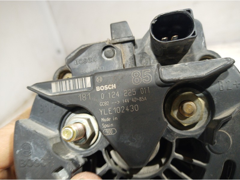 Recambio de alternador para mg serie 25 (rf) 1.4 16v cat referencia OEM IAM 0124225011 0124225011 0124225011