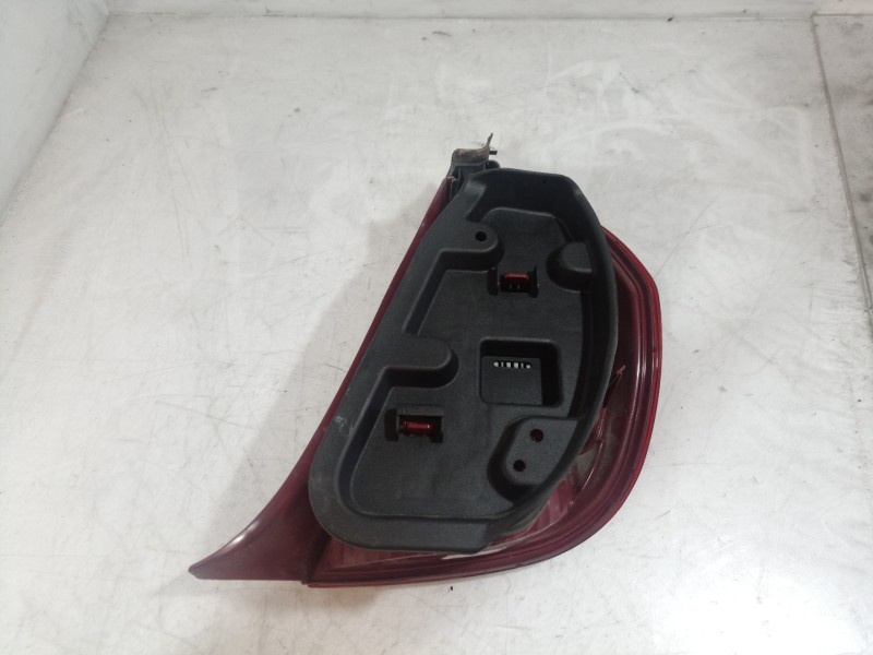 Recambio de piloto trasero izquierdo para citroën c5 berlina 2.0 hdi premier referencia OEM IAM   