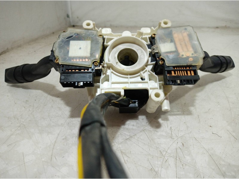 Recambio de mando multifuncion para ssangyong kyron 200 xdi premium 4wd referencia OEM IAM Y2206083AA Y2206083AA Y2206083