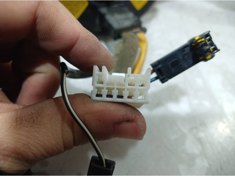 Recambio de mando multifuncion para ssangyong kyron 200 xdi premium 4wd referencia OEM IAM Y2206083AA Y2206083AA Y2206083