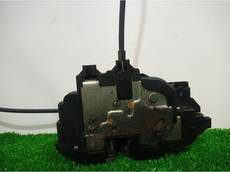 Recambio de cerradura puerta trasera izquierda para renault clio iii 20 aniversario referencia OEM IAM 300128F 300128F 300128