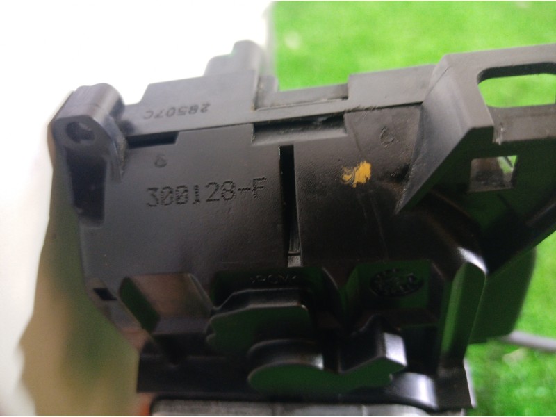 Recambio de cerradura puerta trasera izquierda para renault clio iii 20 aniversario referencia OEM IAM 300128F 300128F 300128