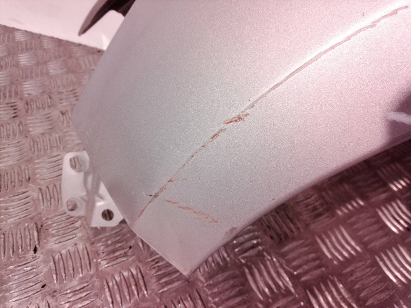 Recambio de aleta delantera izquierda para ford mondeo ber. (ca2) referencia OEM IAM   