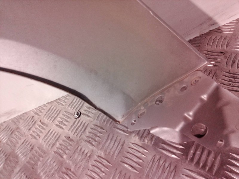 Recambio de aleta delantera izquierda para ford mondeo ber. (ca2) referencia OEM IAM   