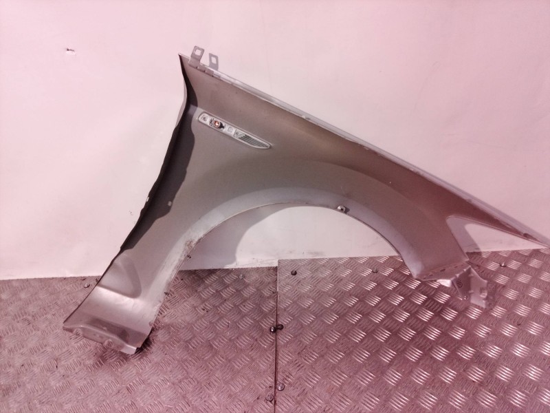 Recambio de aleta delantera izquierda para ford mondeo ber. (ca2) referencia OEM IAM   