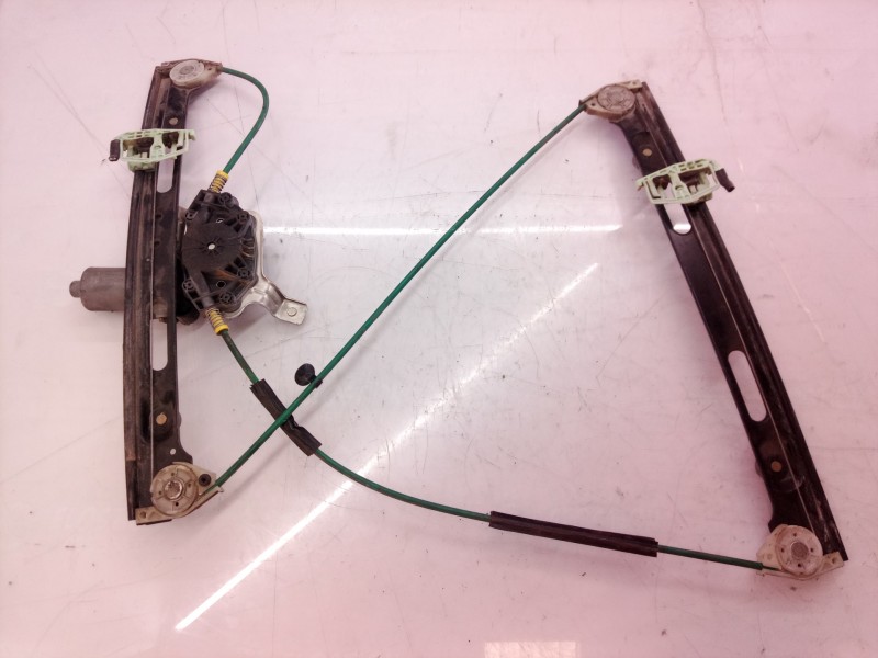 Recambio de elevalunas delantero derecho para bmw serie 3 compact (e46) referencia OEM IAM 8251350 8251350 8251350