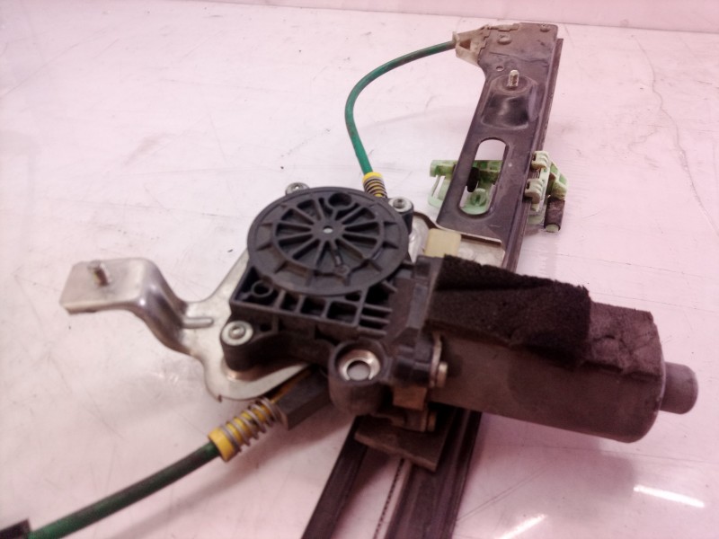 Recambio de elevalunas delantero derecho para bmw serie 3 compact (e46) referencia OEM IAM 8251350 8251350 8251350