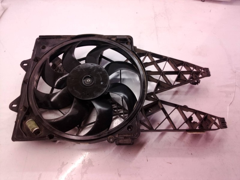 Recambio de electroventilador para fiat doblo active referencia OEM IAM 518207180 518207180 896000000