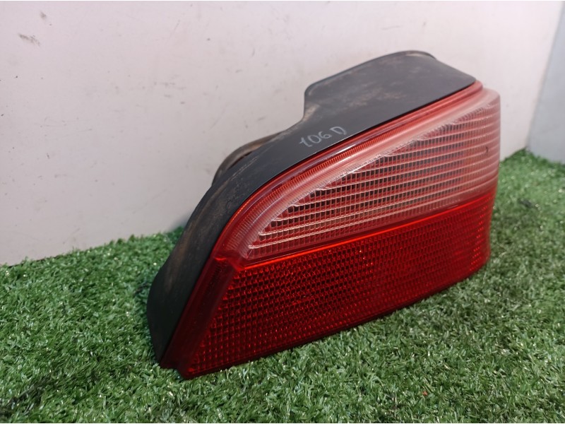 Recambio de piloto trasero derecho para peugeot 106 (s1) referencia OEM IAM   