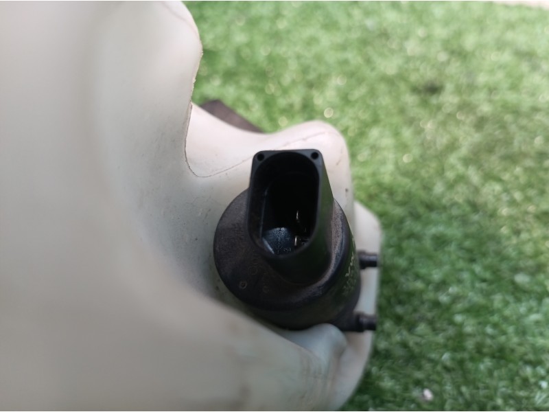 Recambio de deposito limpia para seat ibiza sc (6j1) emoción referencia OEM IAM 6Q0955453 6Q0955453 6Q0955453