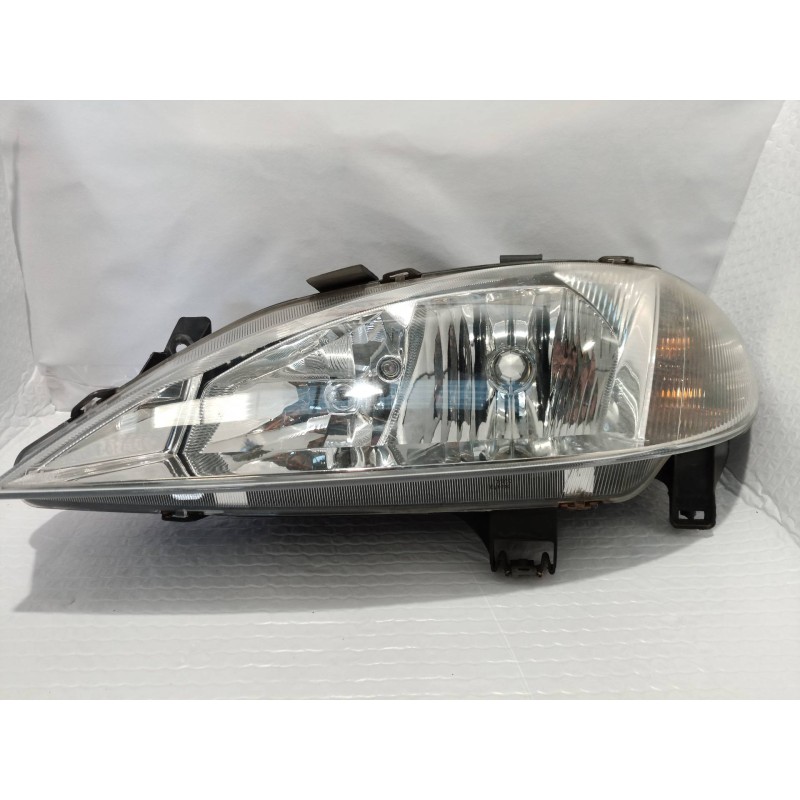 Recambio de faro izquierdo para renault megane i fase 2 berlina (ba0) 1.4 16v rt referencia OEM IAM 7701047184 7701047184 677436