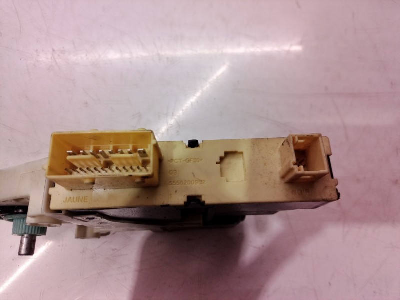 Recambio de motor elevalunas delantero derecho para peugeot 307 berlina (s2) d-sign referencia OEM IAM 9649911080 9649911080 980