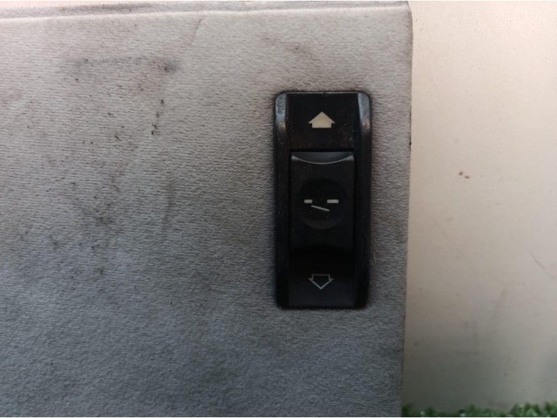 Recambio de interruptor para bmw serie 7 (e38) 730il referencia OEM IAM 8352810 8352810 8352810