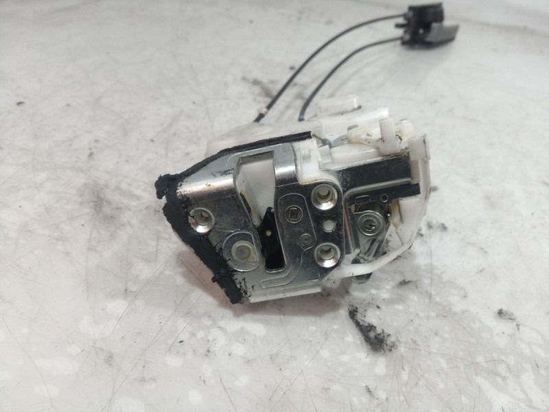 Recambio de cerradura puerta trasera izquierda para opel agila b enjoy referencia OEM IAM 8230251K20V2 8230251K20V2 8230251K20V2