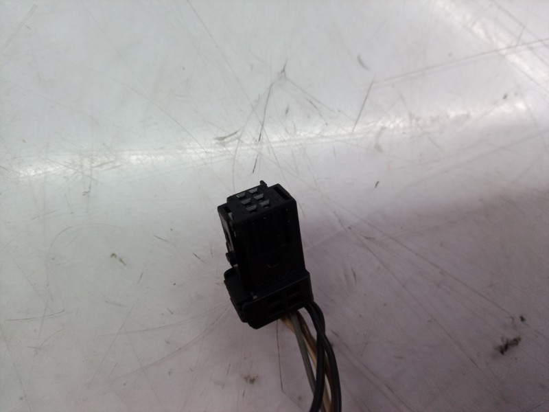 Recambio de retrovisor derecho para peugeot 307 berlina (s2) d-sign referencia OEM IAM   