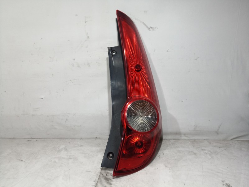 Recambio de piloto trasero derecho para opel agila b enjoy referencia OEM IAM 89071609 89071609 89071609