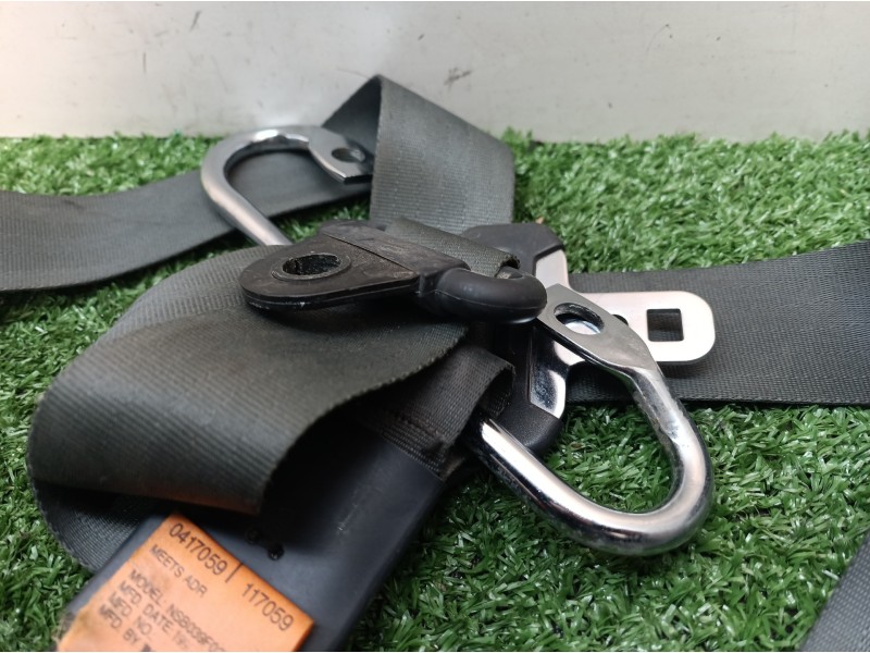 Recambio de cinturon seguridad delantero derecho para mitsubishi colt (cj0) 1300 glx referencia OEM IAM NSB039F029 NSB039F029 NS