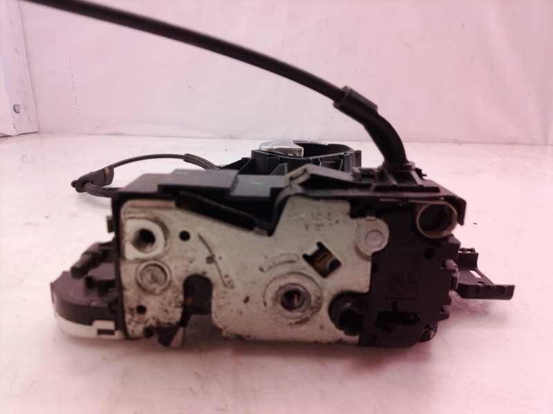 Recambio de cerradura puerta delantera derecha para citroën c4 picasso business class referencia OEM IAM 24099816 24099816 24099