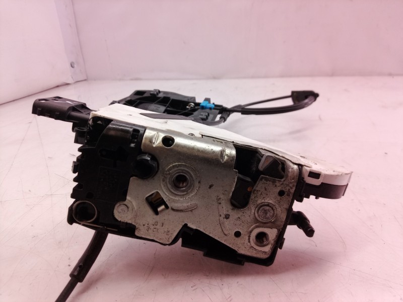 Recambio de cerradura puerta delantera derecha para citroën c4 picasso business class referencia OEM IAM 24099816 24099816 24099