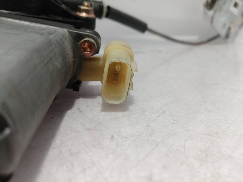 Recambio de elevalunas delantero derecho para kia rio 1.5 crdi active referencia OEM IAM 824041G010 824041G010 824041G010