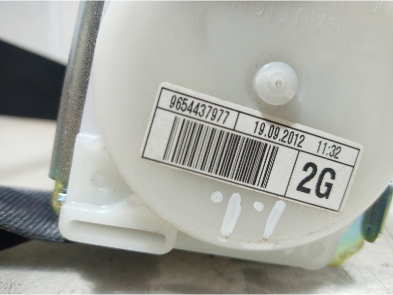 Recambio de cinturon seguridad trasero izquierdo para citroën c4 picasso business class referencia OEM IAM 9654437977 9654437977