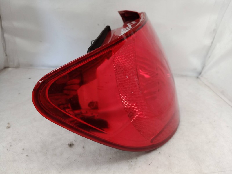 Recambio de piloto trasero izquierdo para kia rio 1.5 crdi active referencia OEM IAM   