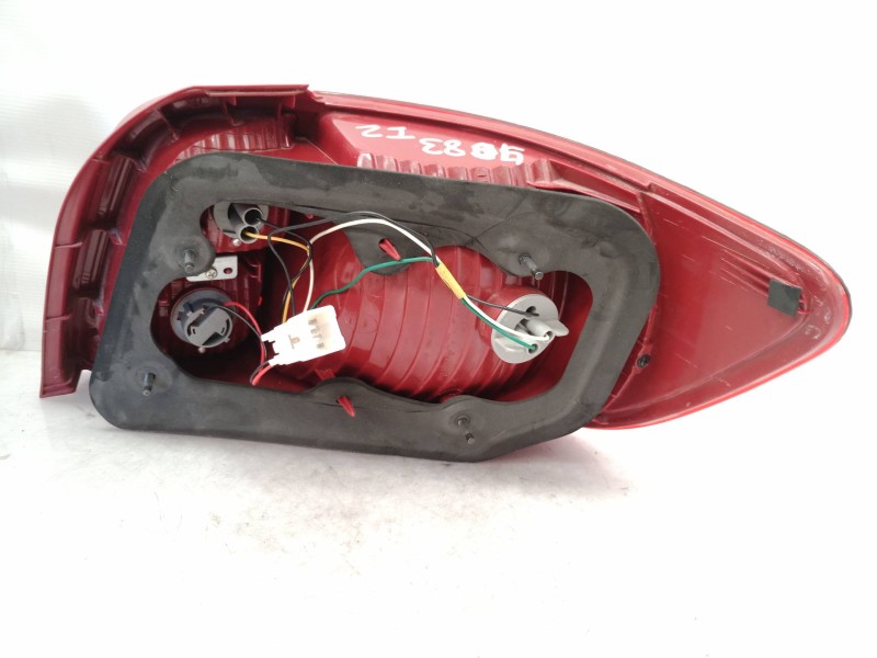 Recambio de piloto trasero izquierdo para kia rio 1.5 crdi active referencia OEM IAM   