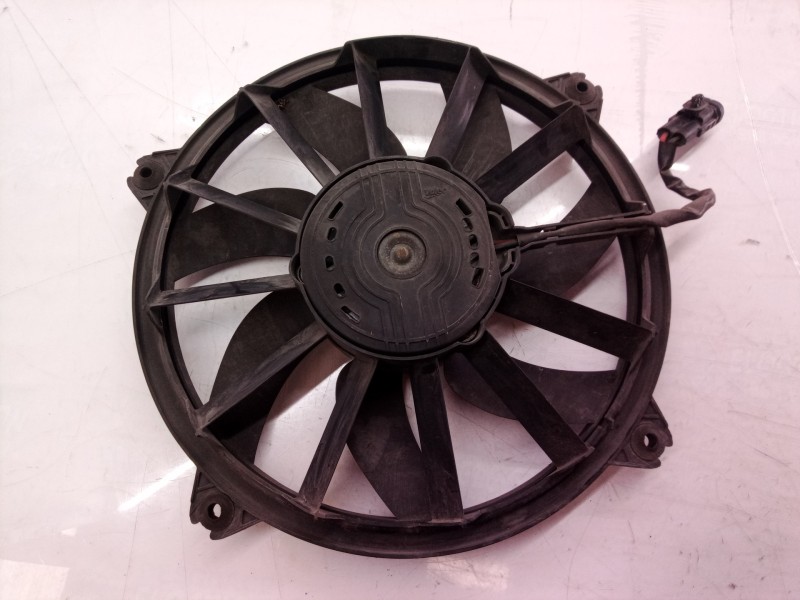 Recambio de electroventilador para citroën c4 picasso business class referencia OEM IAM FC1049874716T FC1049874716 FC1049874716