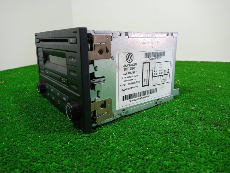 Recambio de sistema audio / radio cd para volkswagen polo (9n3) 1.4 tdi referencia OEM IAM 6Q0035152E 6Q0035152E 6Q0035152E