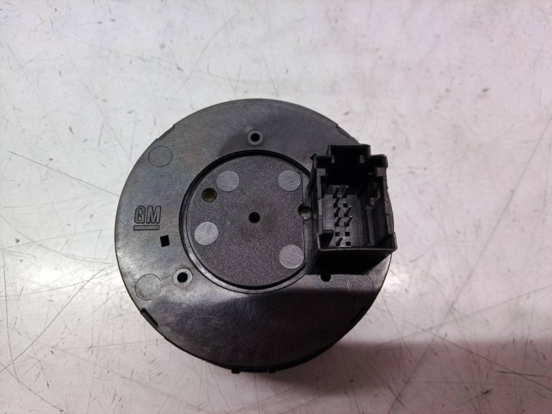 Recambio de mando luces para opel corsa d catch me referencia OEM IAM 13249396 13249396 13249396