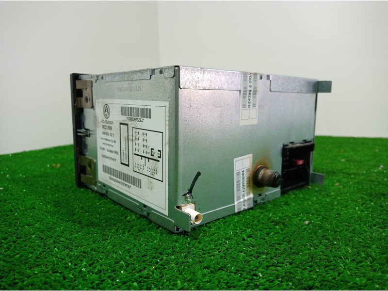 Recambio de sistema audio / radio cd para volkswagen polo (9n3) 1.4 tdi referencia OEM IAM 6Q0035152E 6Q0035152E 6Q0035152E