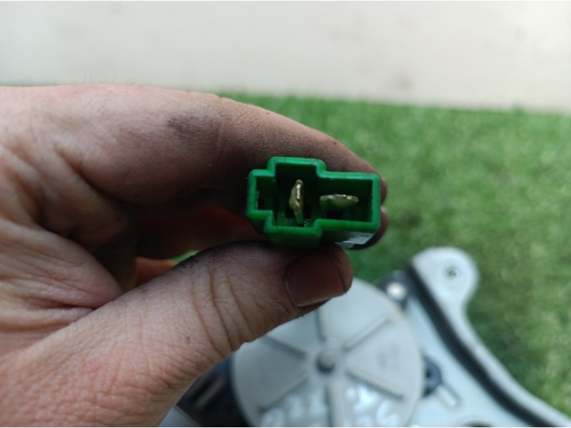 Recambio de elevalunas trasero izquierdo para subaru legacy familiar/outback b13 (bp) 3.0 r outback referencia OEM IAM   